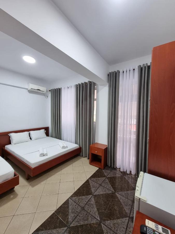 Ideal Apartments & Rooms Saranda Kültér fotó