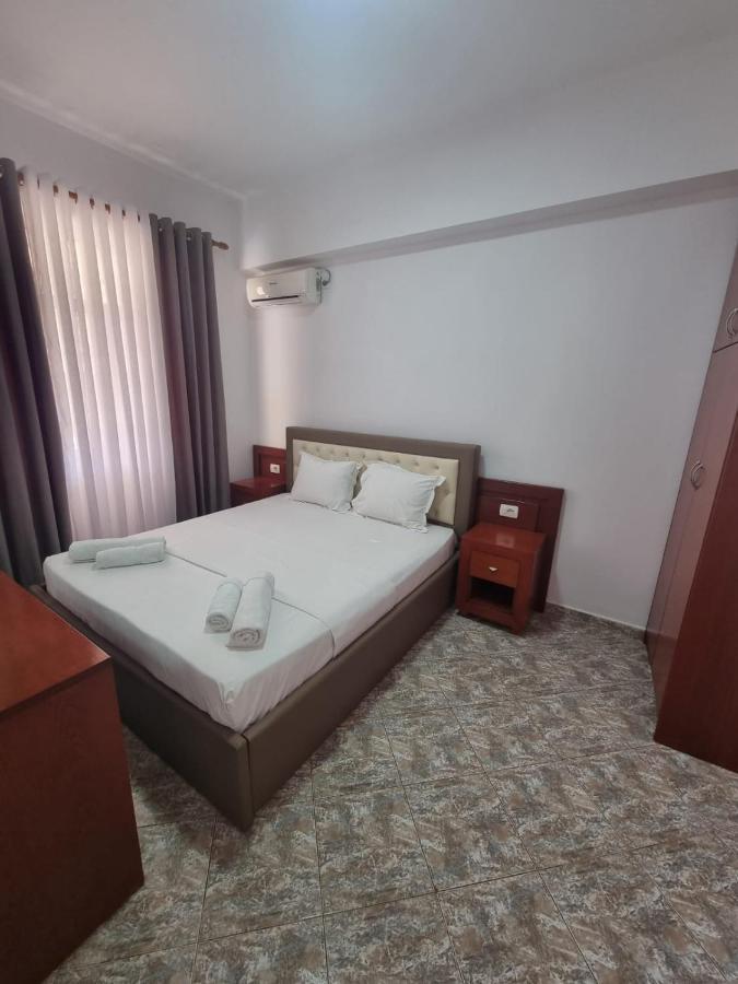 Ideal Apartments & Rooms Saranda Kültér fotó
