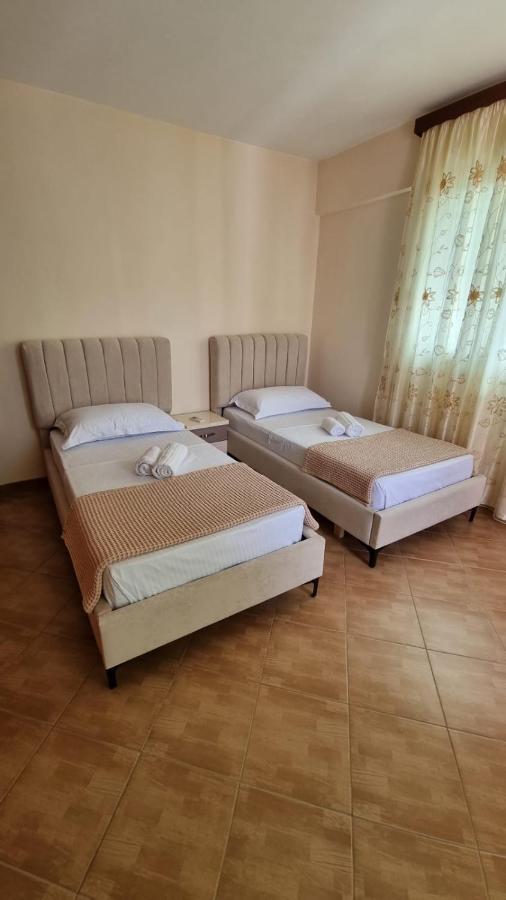 Ideal Apartments & Rooms Saranda Kültér fotó