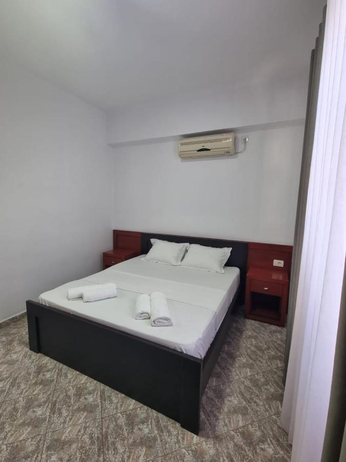 Ideal Apartments & Rooms Saranda Kültér fotó